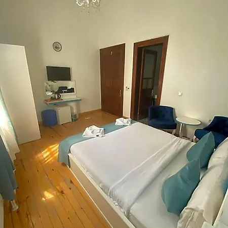 Mavi Hotel
